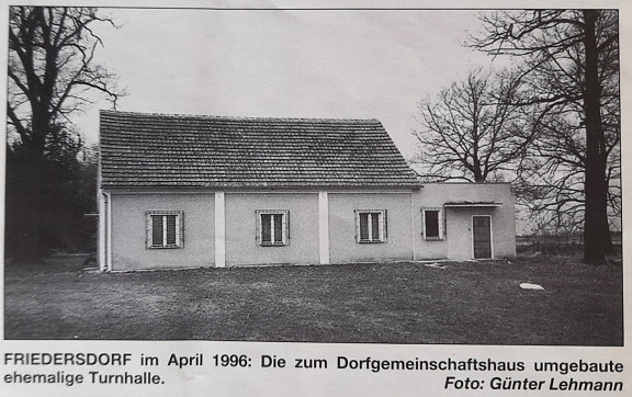 ehemalige Turnhalle wurde zum Dorfgemeinschaftshaus umgebaut Sorauer Heimatblatt 06 1996