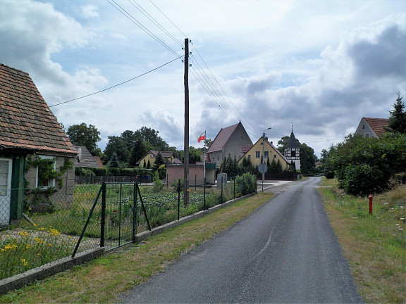 von Nr 21 Blick zur Kirche