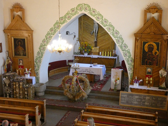 die frühere evangelische Kirche von innen, Foto von der Empore